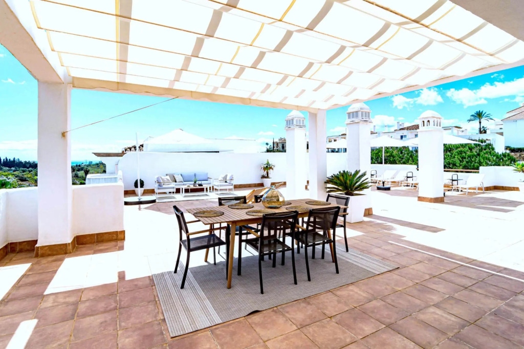 LAL- Fantastic family penthouse close to beaches
