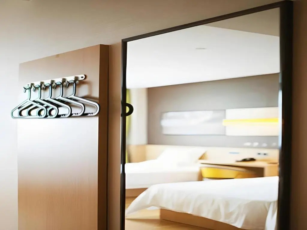 IU Hotel Shanghai Minhang Jiaotong University Dongchuan Road Subway Station Branch