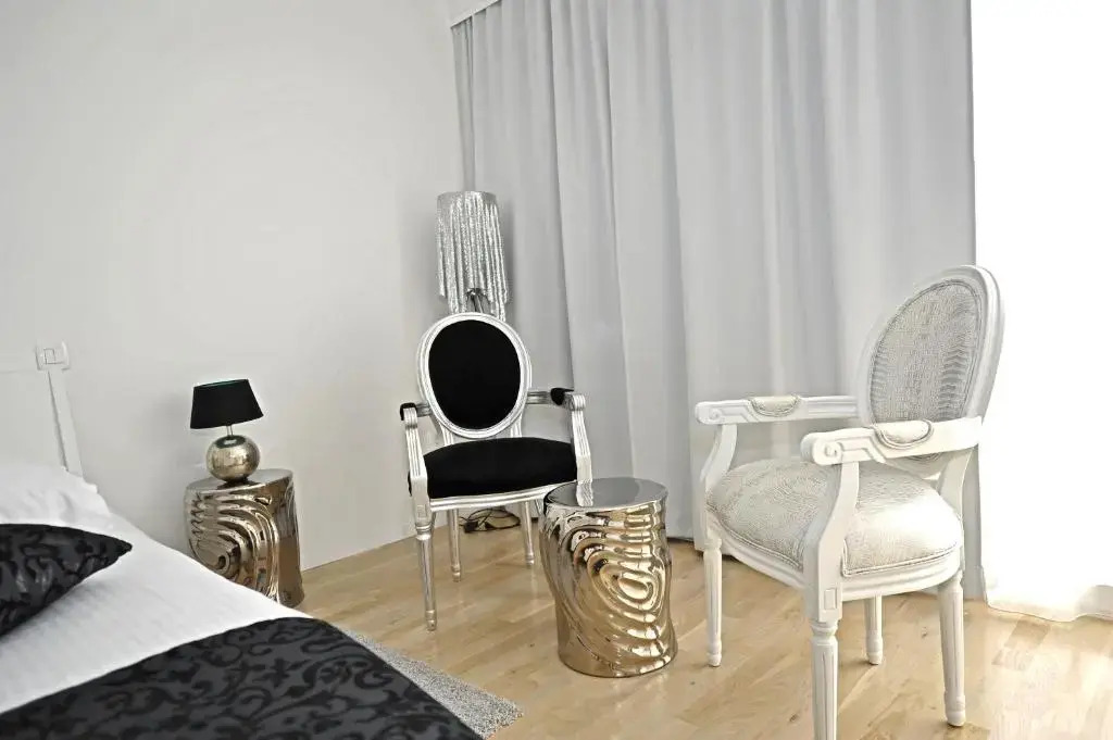 Tinel Superior Residence