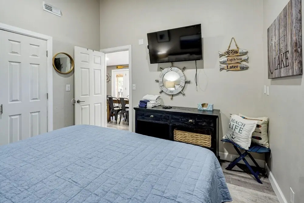 Lakefront Fun in Sunrise Beach! Pet-friendly Home!
