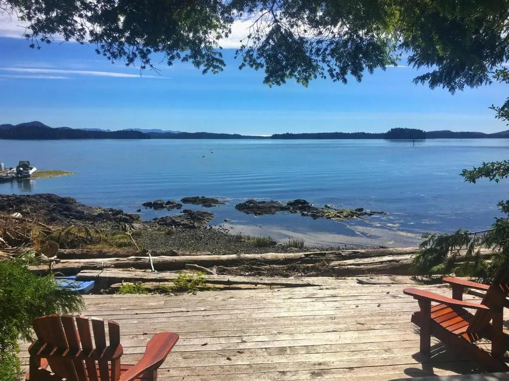 Tofino Stormbay Guest House