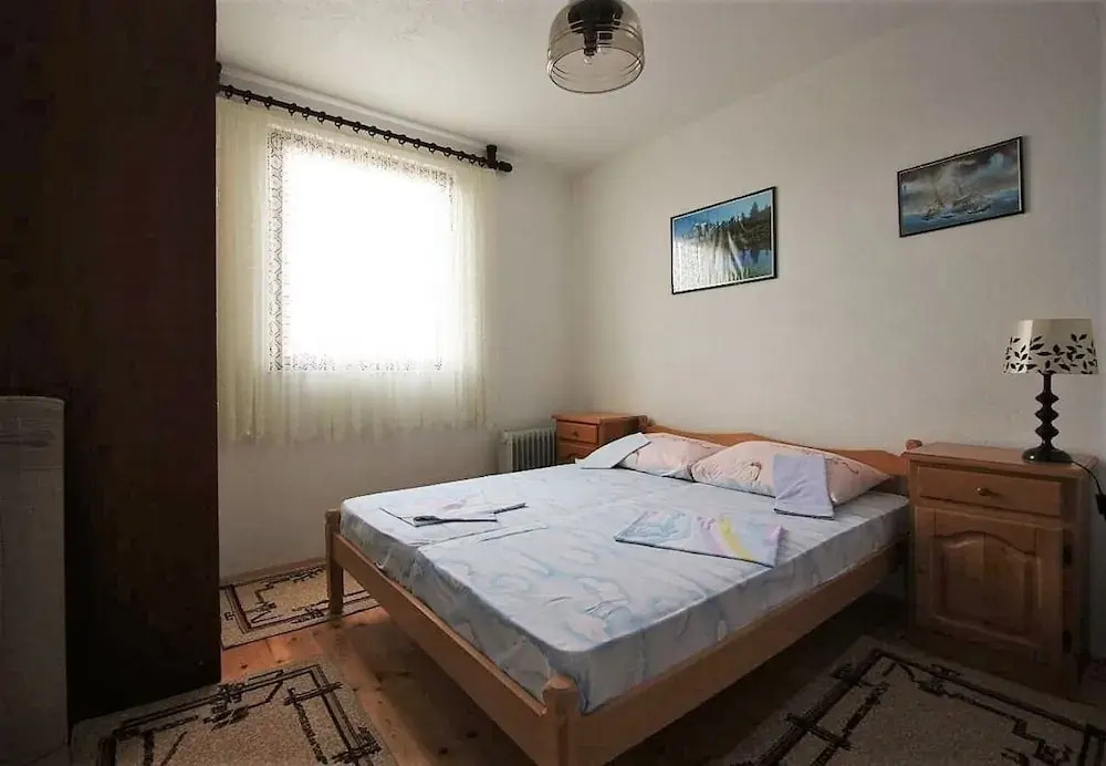 Šera - 50 m From Beach - A2