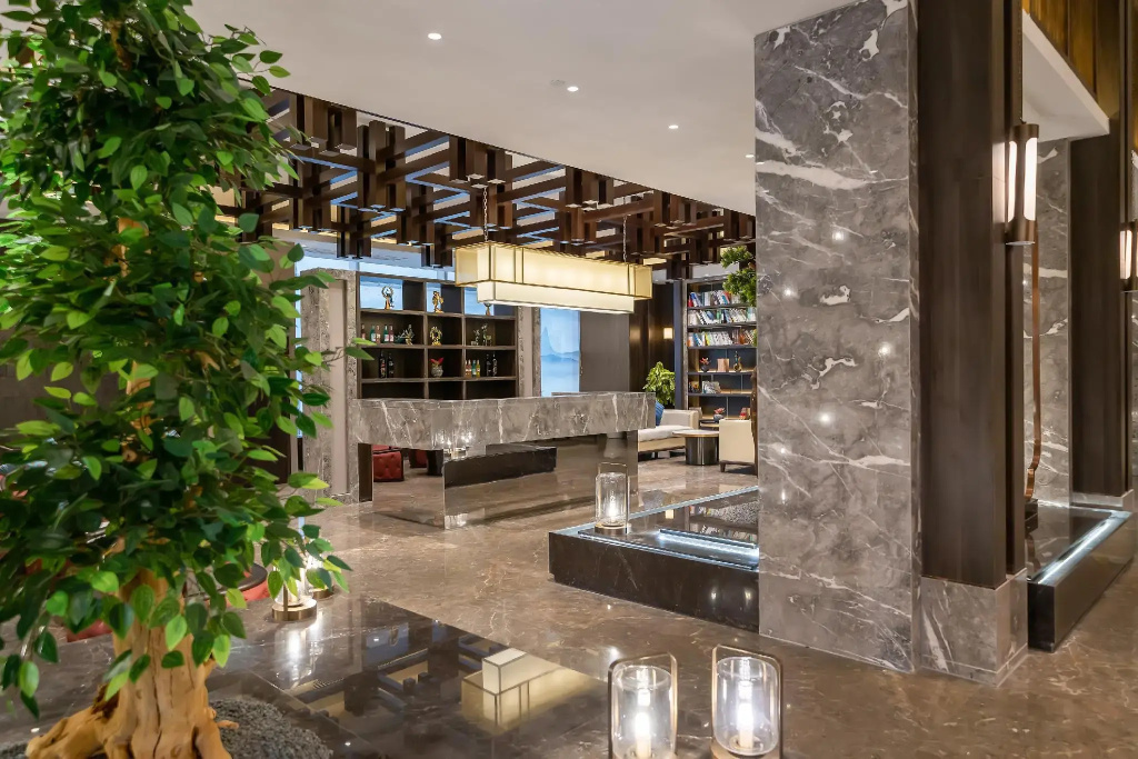 Rezen Dong Hotel