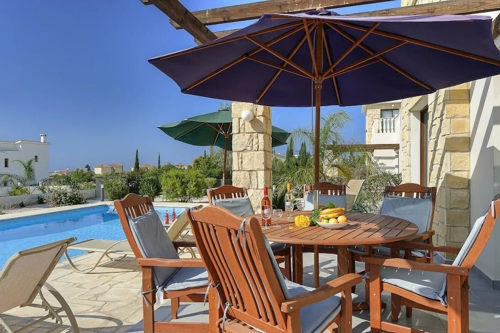 Villa Nichola