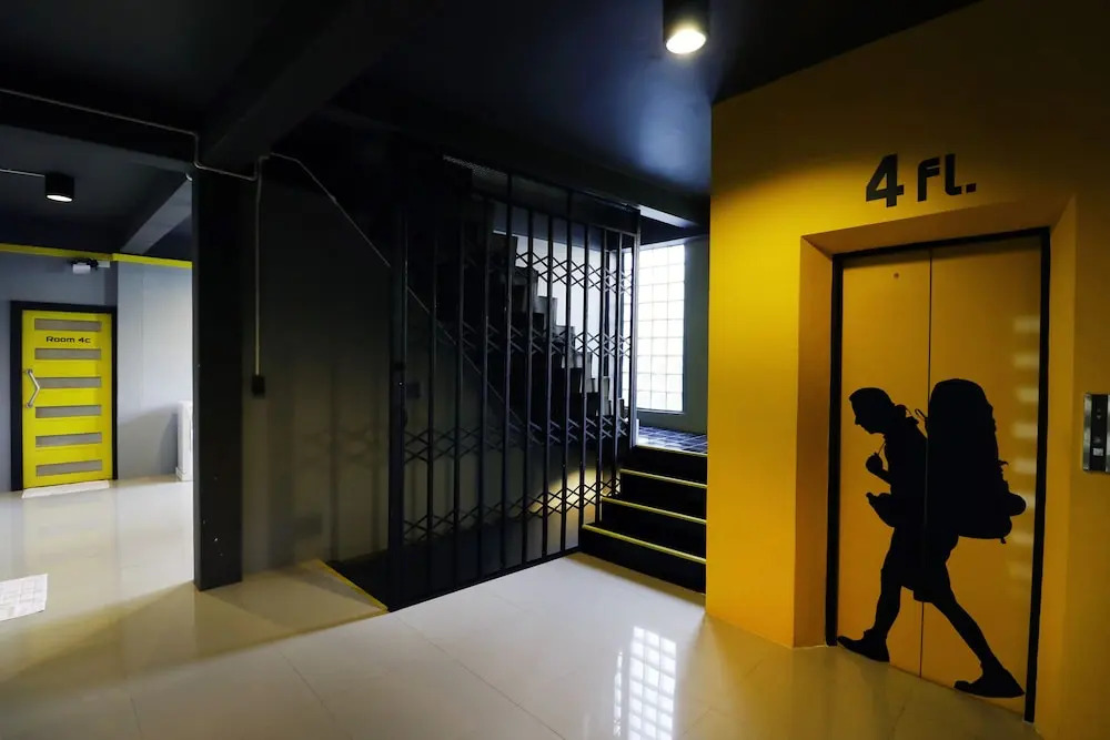 Room 22