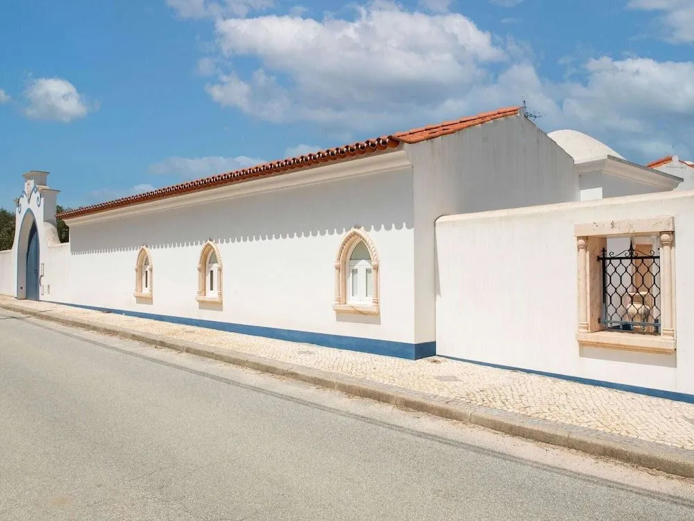 Rustic Alentejo Farmhouse With Pool