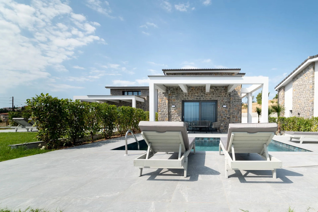 Terra Olivia Luxury Villas and Suites