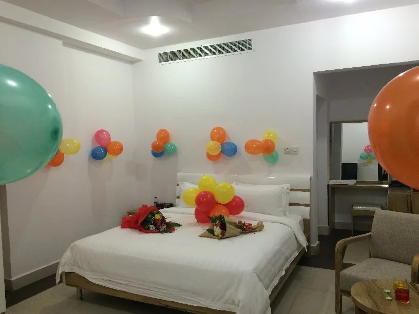 Al Mandoos Hotel
