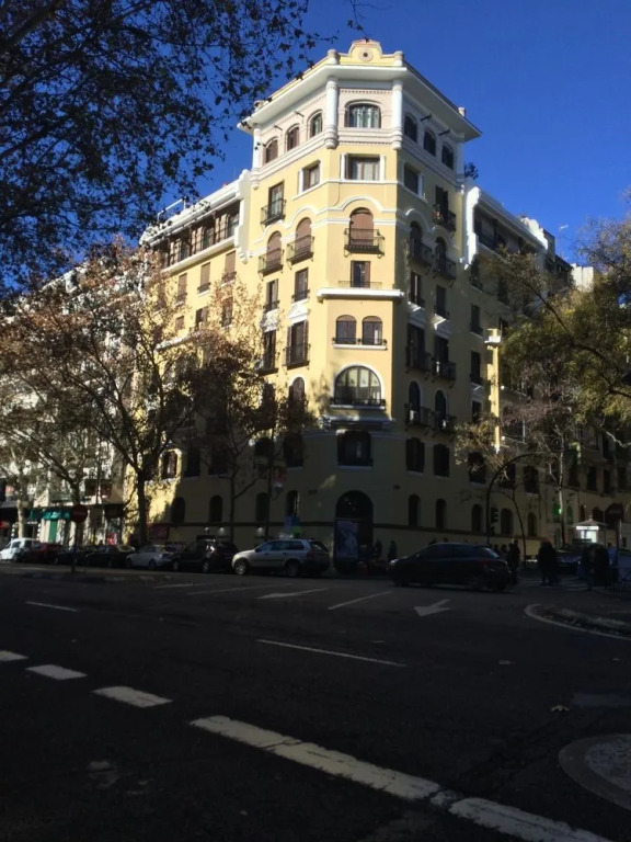 Rooms Arguelles 58