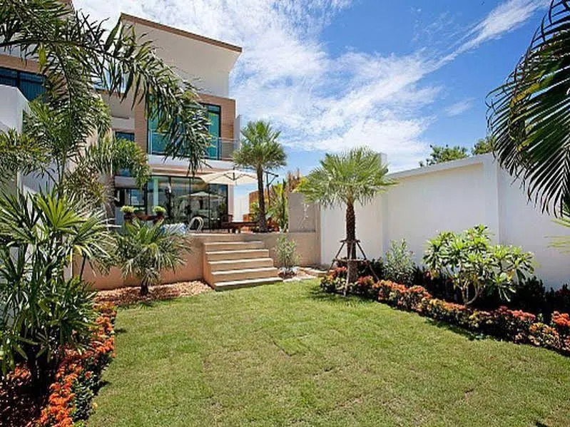 Villa Radiance