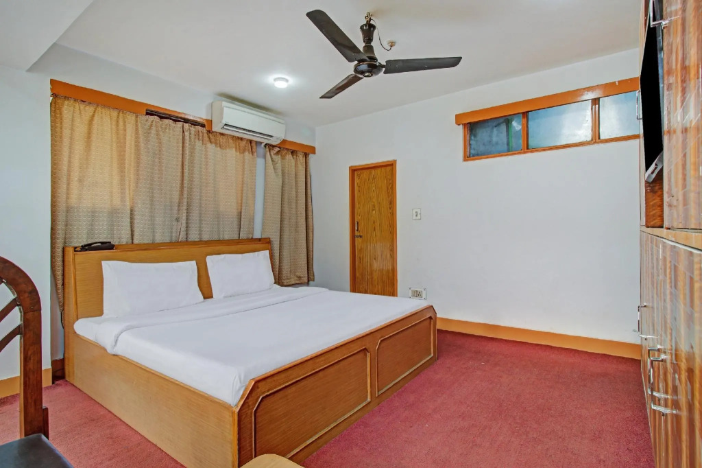 OYO 82305 Hotel Ruby And Restaurant