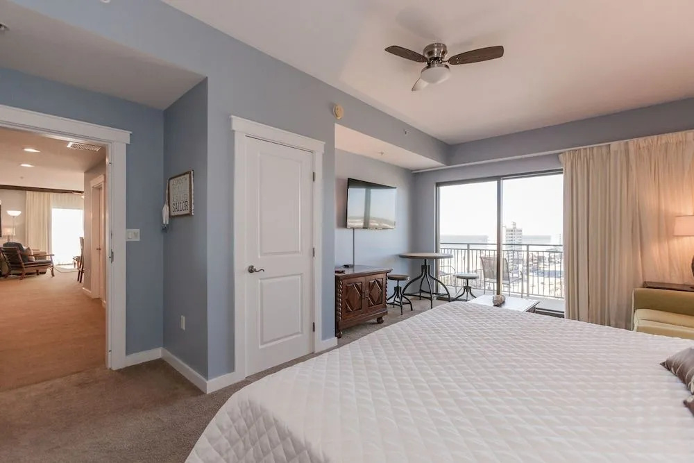 15100 Front Beach Rd Studio Unit 1105 Studio Bedroom 1 Bathroom Condo