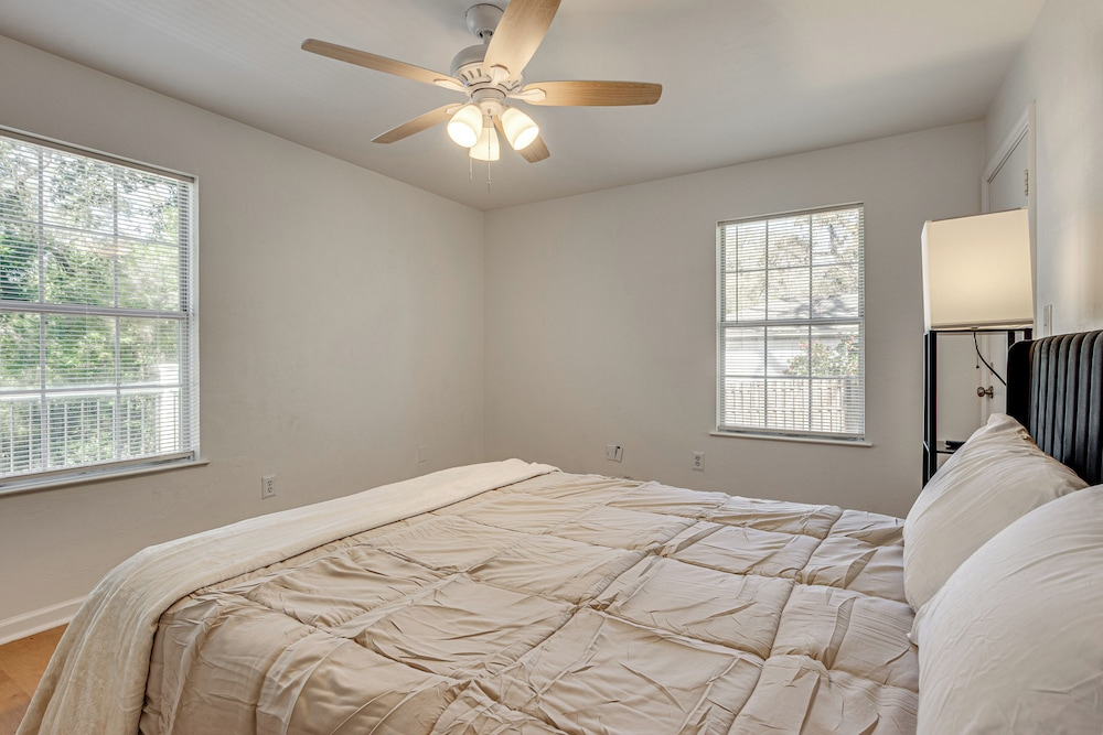 2 Mi to Fsu: Pet-friendly Retreat w/ Private Yard