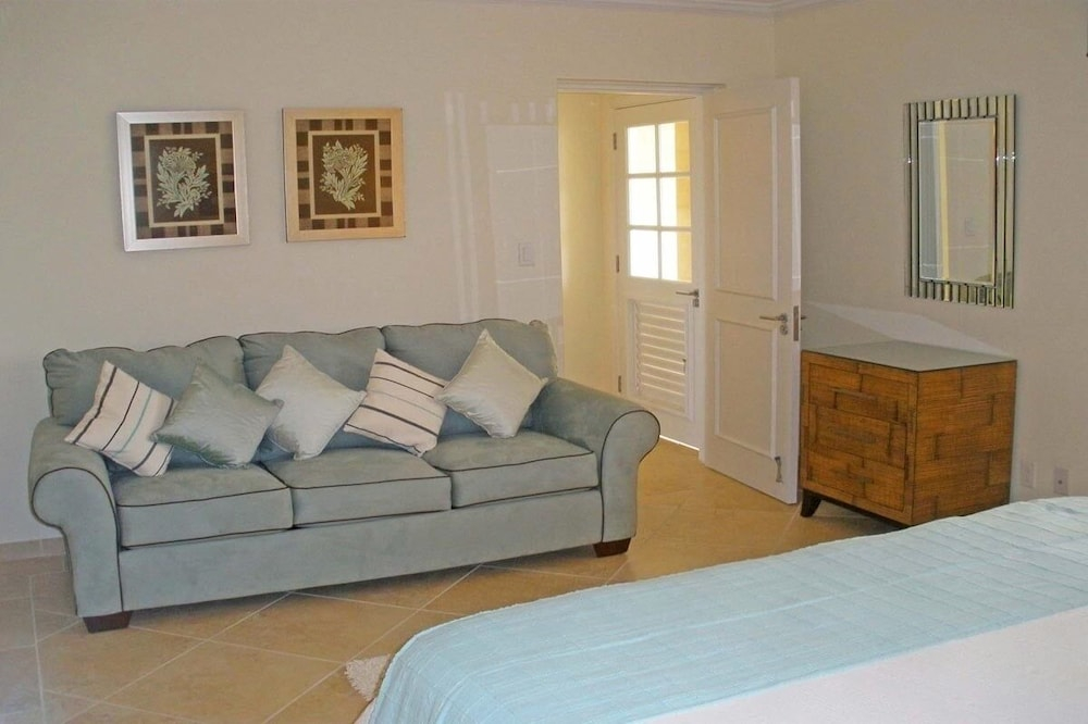 Sapphire Beach 201 3 Bedroom Apts