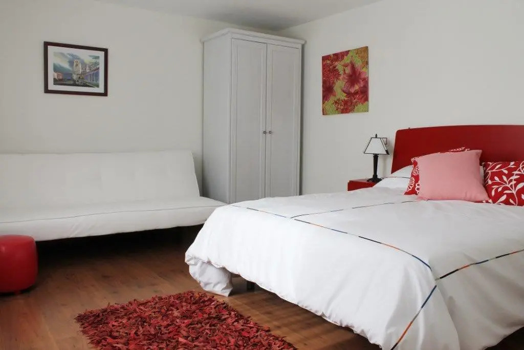House In Burgos 102022