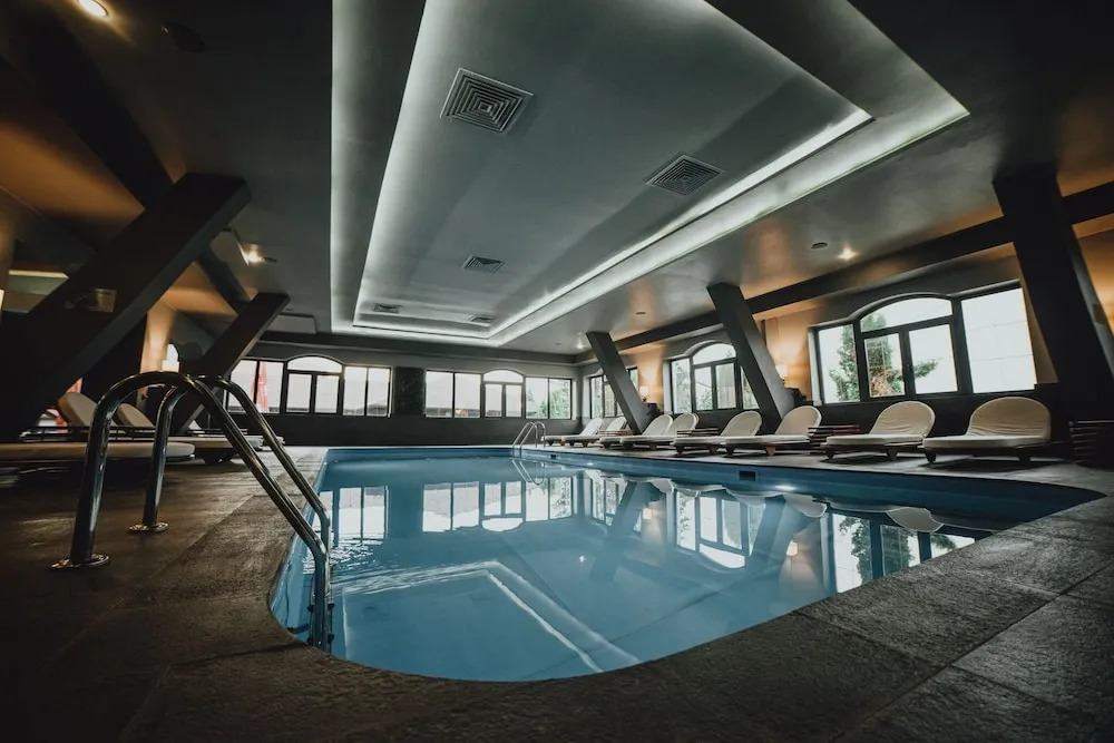 Q Chalet