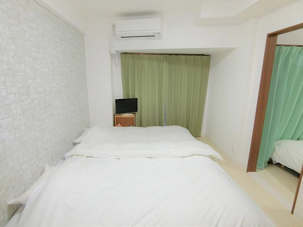 HR Front Regal Namba West