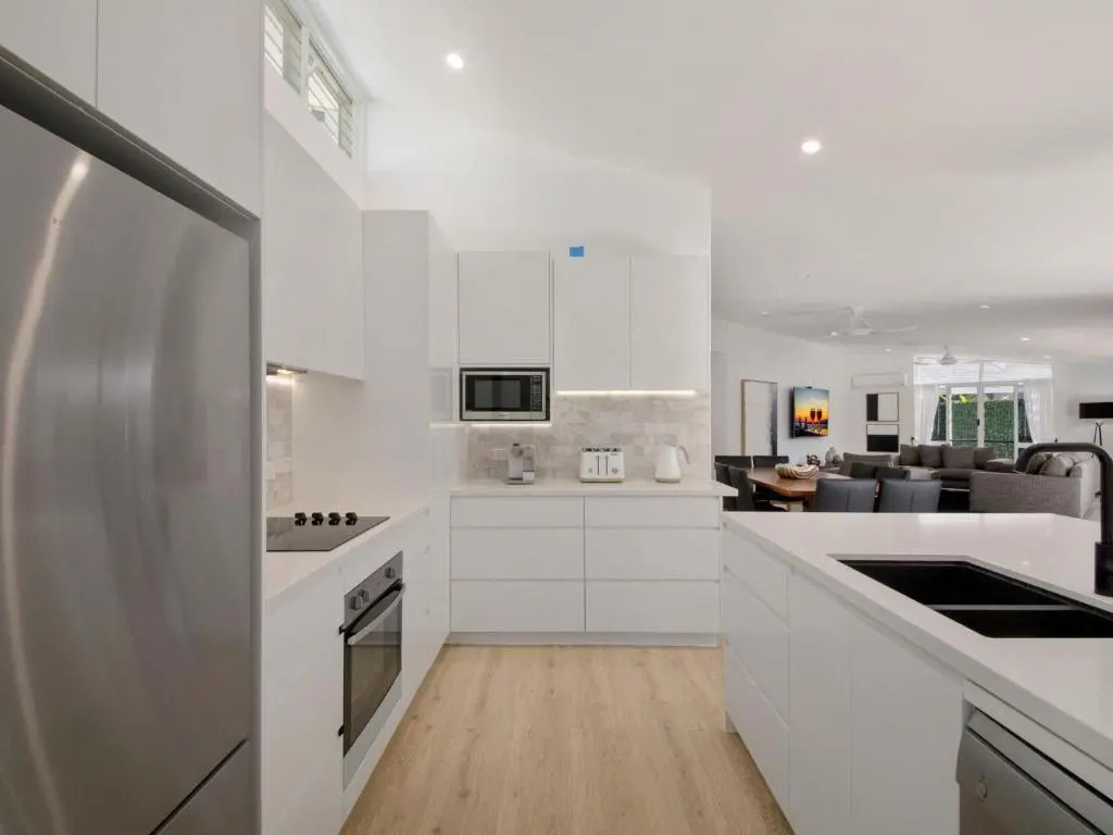 7th Heaven Wesley Court 7
