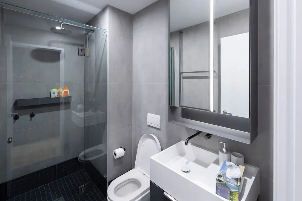 STAY&CO Serviced Apartments Docklands Drive