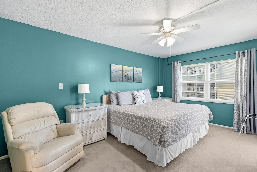 Ponce de Leon Towers 207