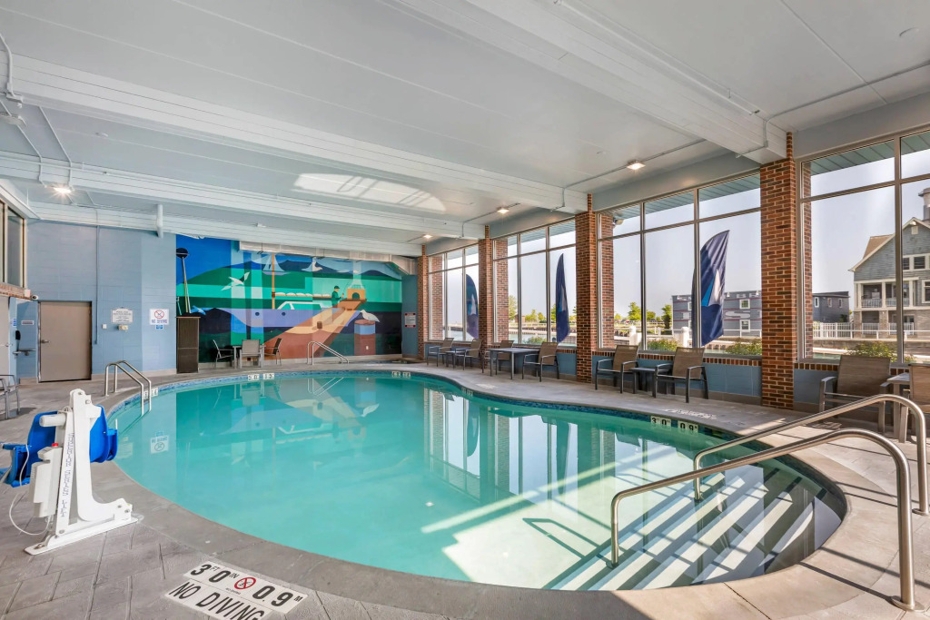 The Harborview on Lake Michigan, an Ascend Collection Hotel