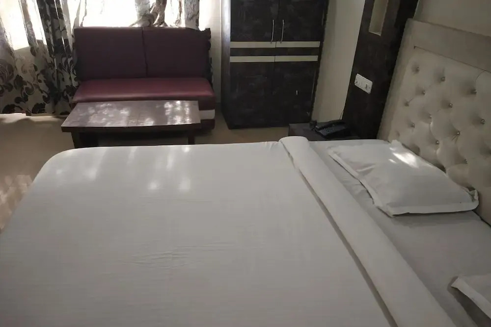 Oyo 24940 Mahadev Inn