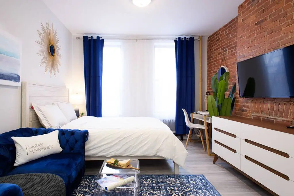 240-11 New Studio Prime Upper East W D