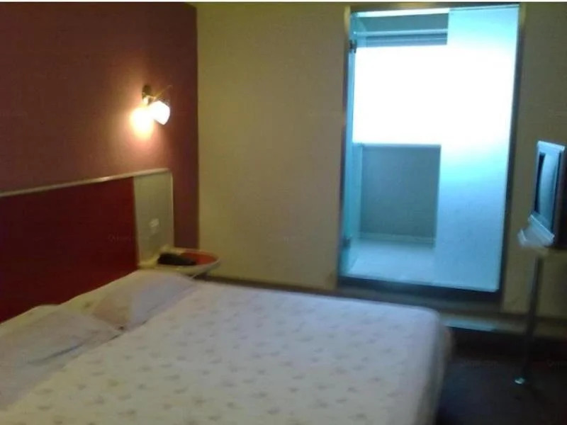 Motel 168 Nanjing Han Zhong Road Inn