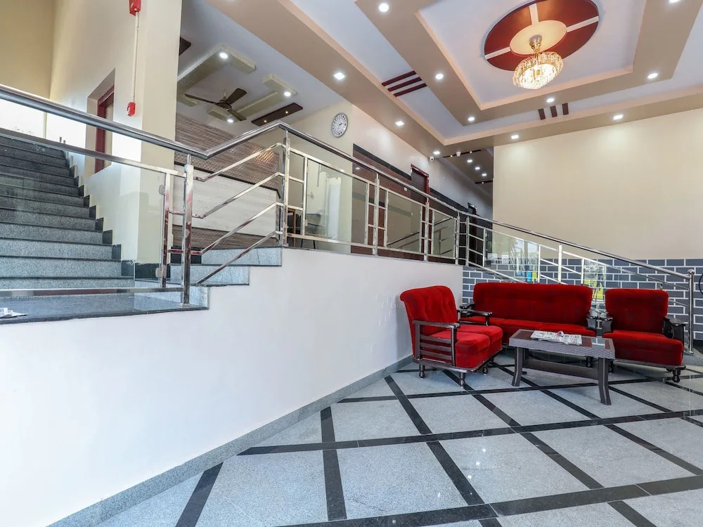 OYO 14126 Vizag Grand