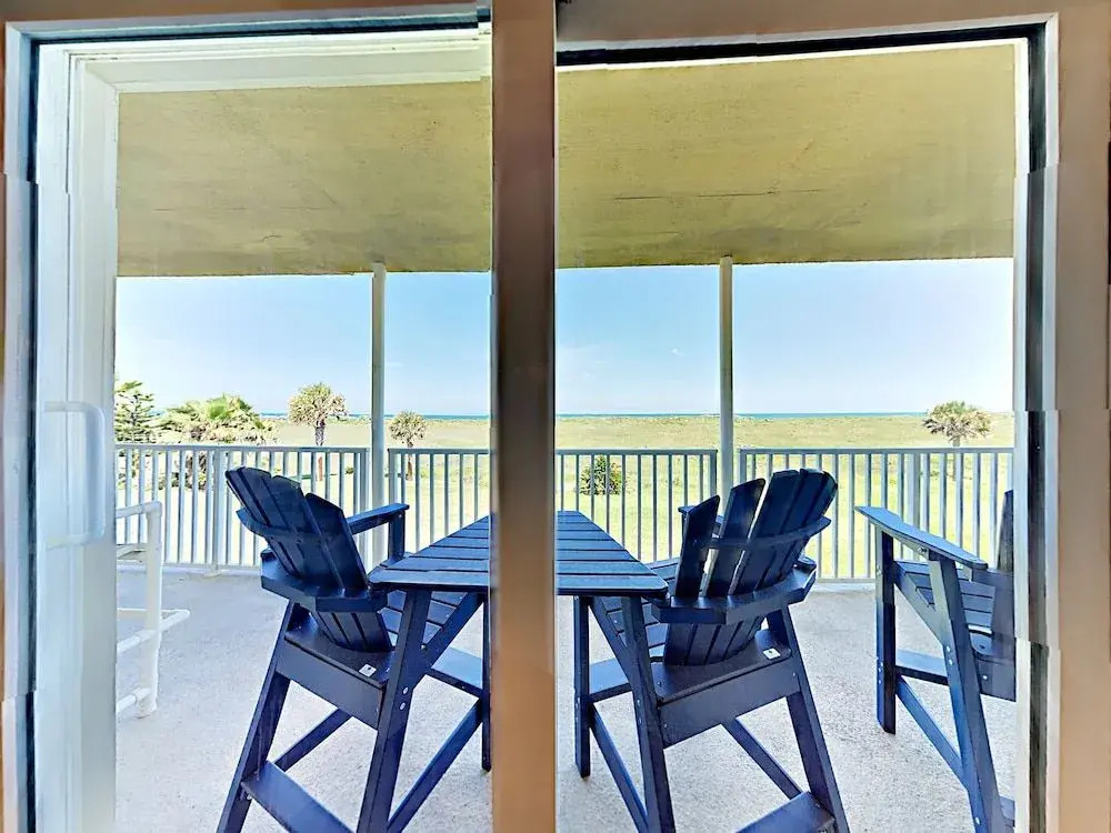 Beachfront Penthouse by RedAwning