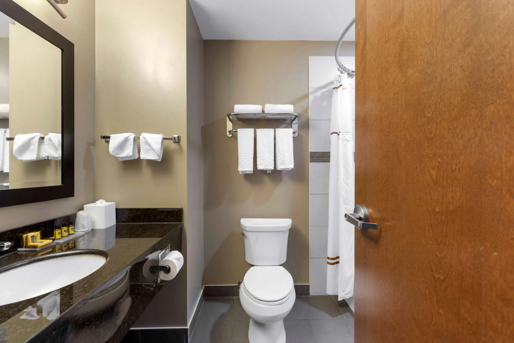 Best Western PLUS Fort Saskatchewan Inn & Suites