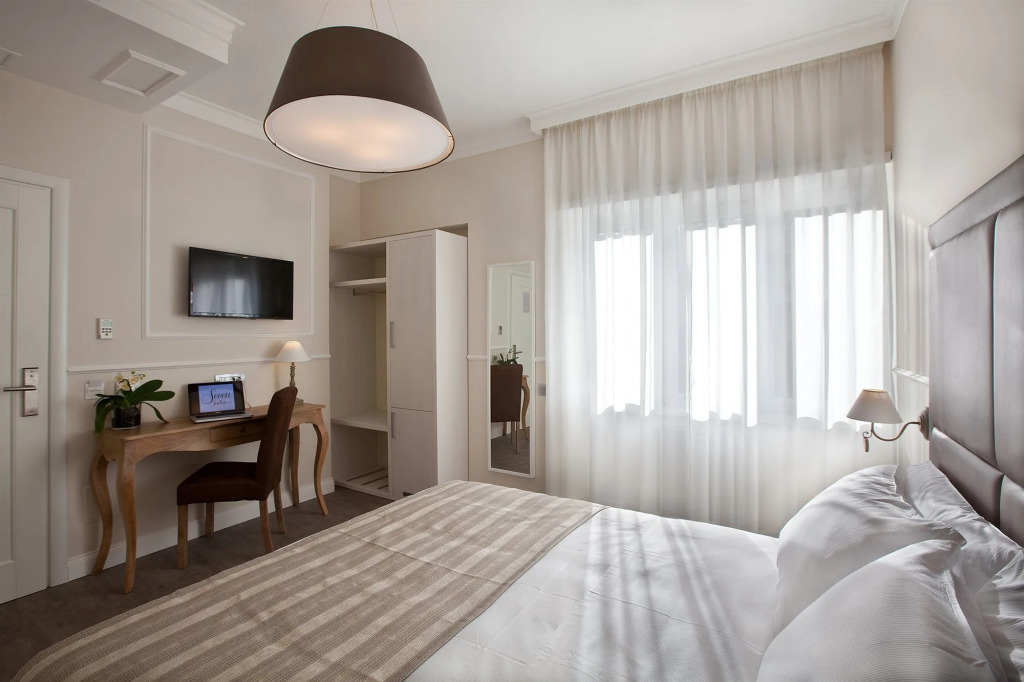 Seven Suites
