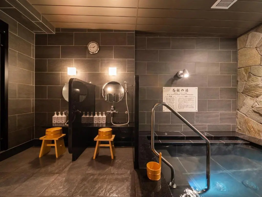 Super Hotel Iyo Saijo
