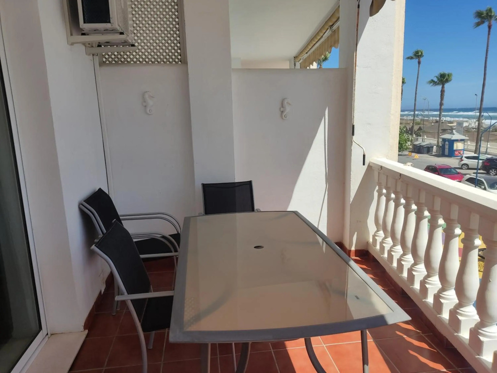 Apartamento MORCHE -TORROX PRIMERA LINEA DE PLAYA