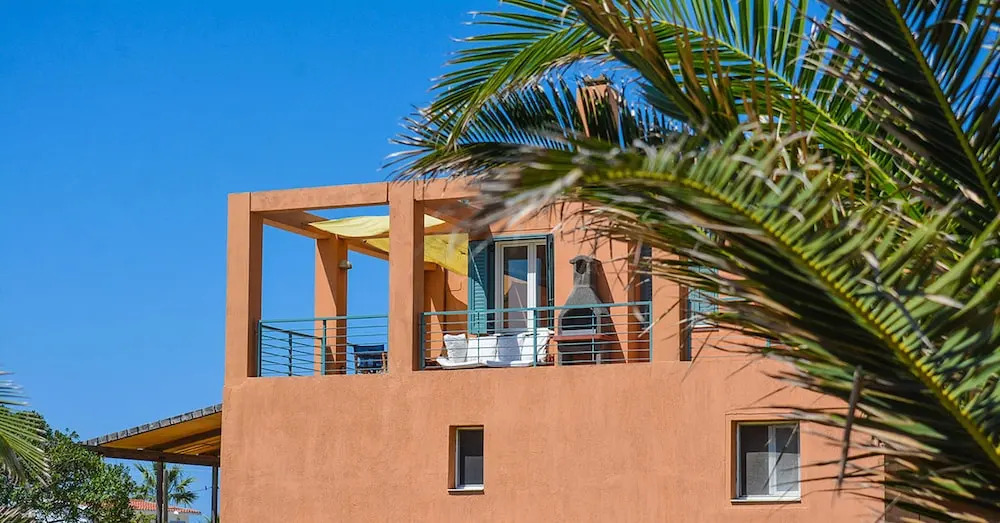 Alekos Beach Houses-Sundance Beach Resort
