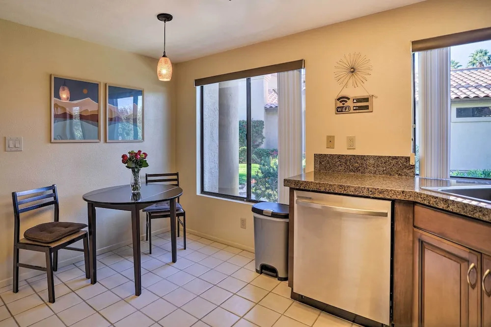 Near Golfing: Palm Desert Condo w/ Pool Access!