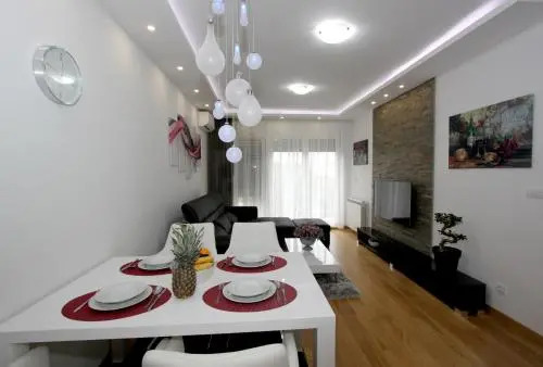 Apartment Oasis