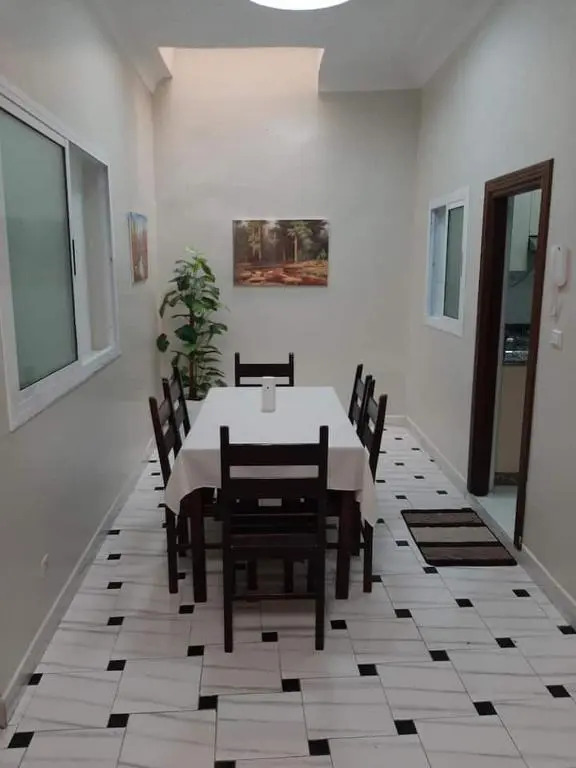 Ground Floor 2 Bedroom Apartment - City Centre Location - Optic Fibre Wifi