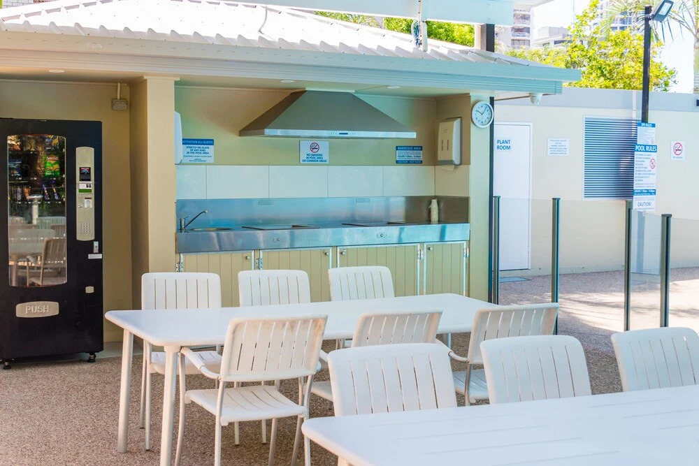 Comfort Inn & Suites Mari Court
