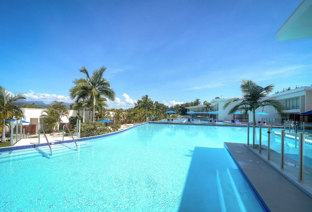 Pool Resort Port Douglas