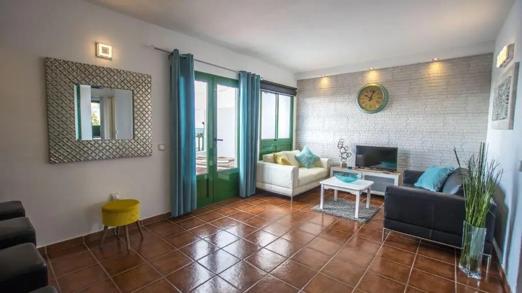 Club Valena 48 Sea Views, Wifi, close to beach & amenities at Matagorda