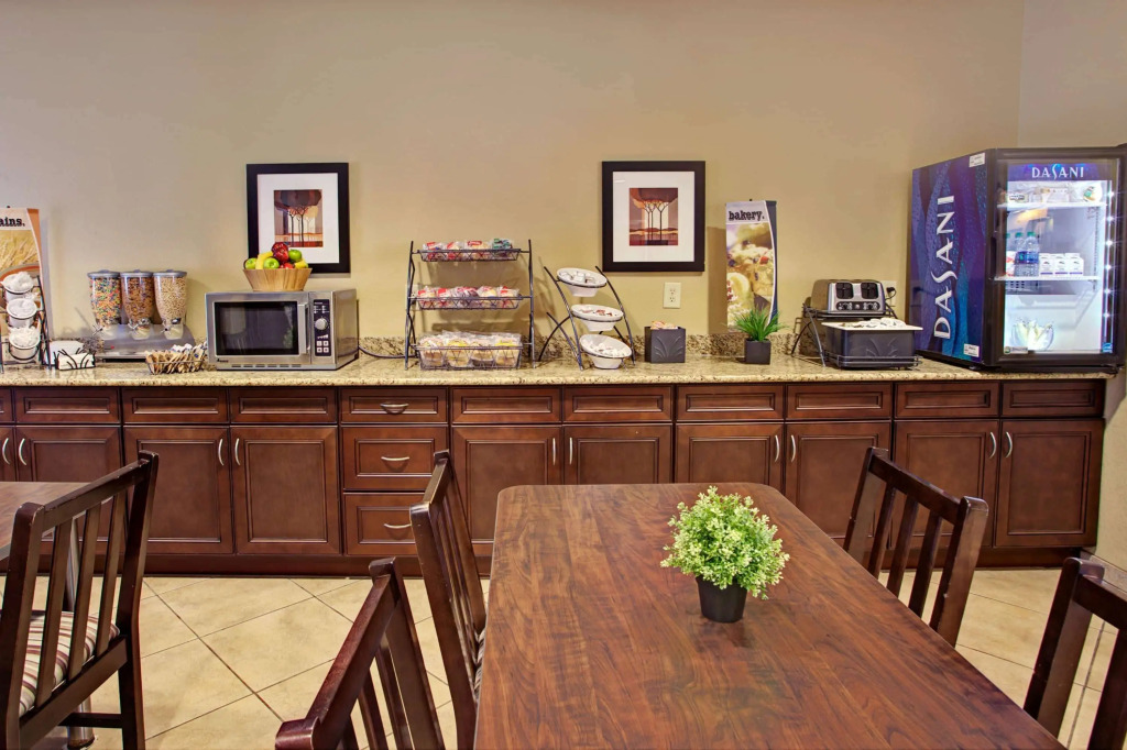 Microtel Inn & Suites - Cartersville