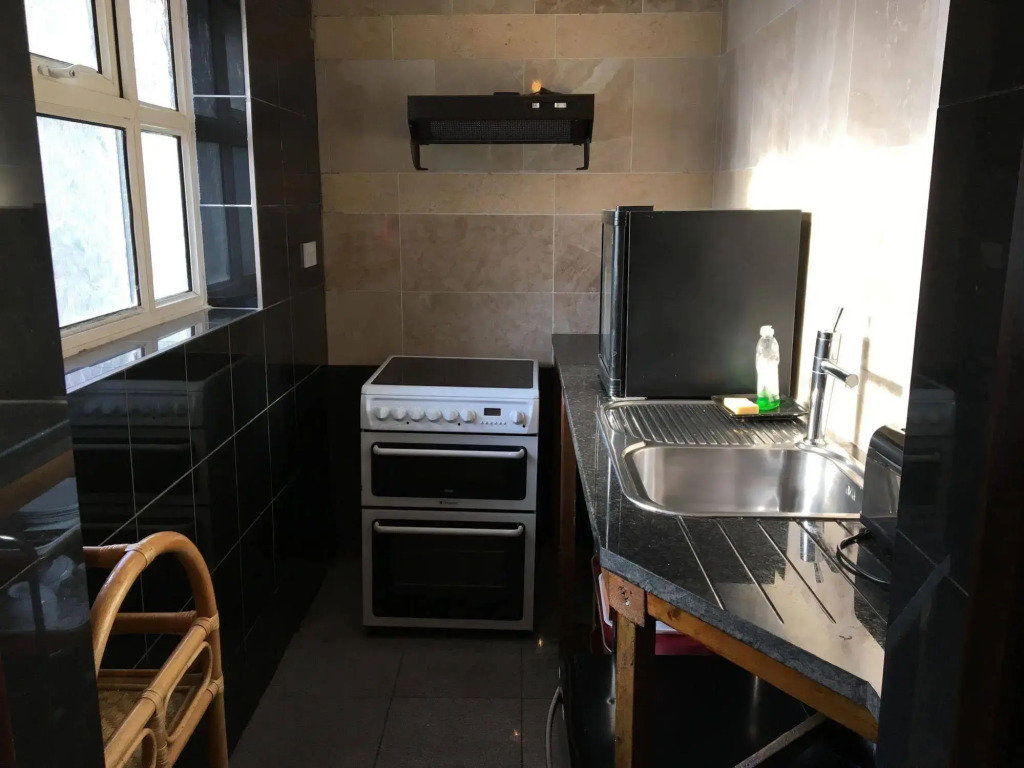 Aron Guesthouse