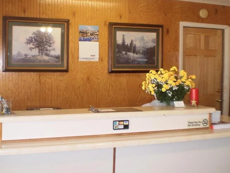 Budget Inn and Suites Siloam Springs
