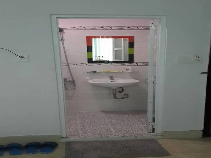 Hang Hoa Hotel