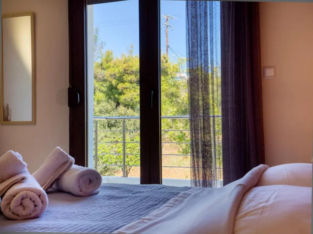 2-Bedroom, Sea-View Apartment - Balcony in Heaven!