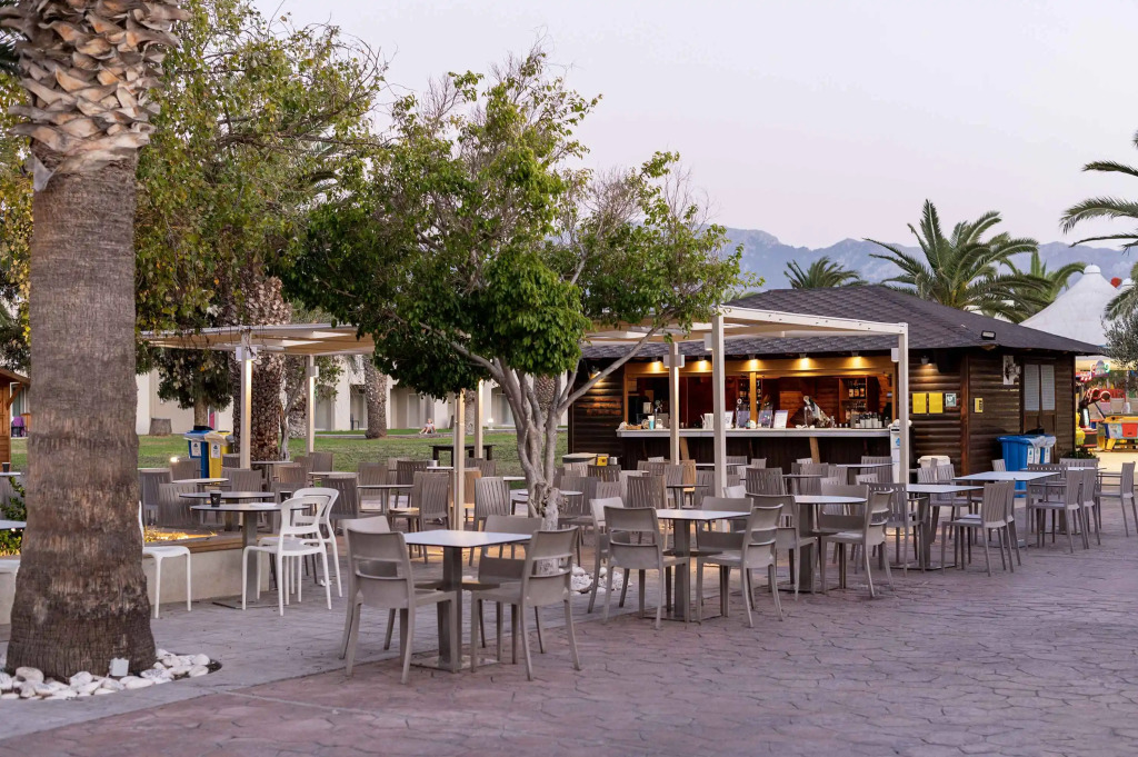 Akti Coast Club