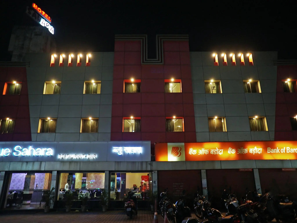OYO 26205 Hotel Sahara