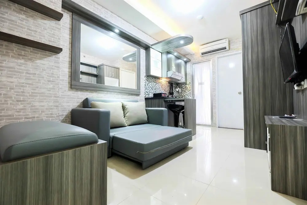 Modern Room Bassura City Apartment