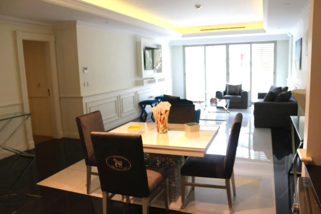 Versace Tower Luxury Suites - Downtown